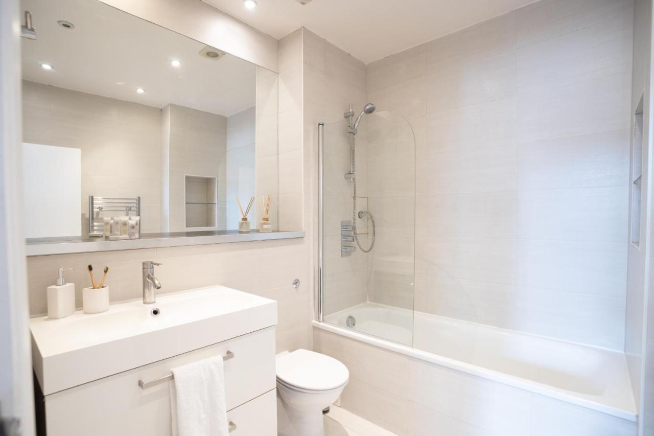 Perfect For Business & Corporate Stays - Three Bed With City View Shoreditch London Eksteriør billede