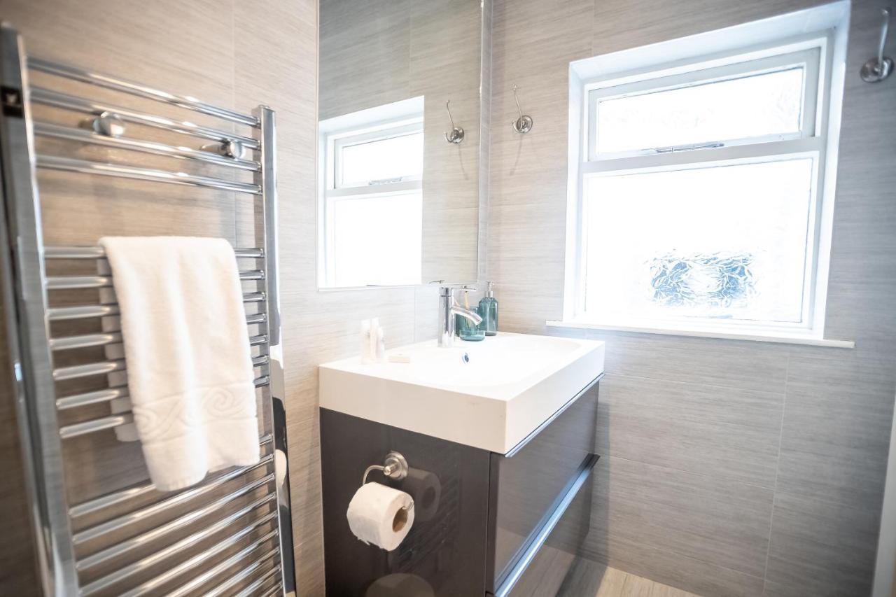Perfect For Business & Corporate Stays - Three Bed With City View Shoreditch London Eksteriør billede